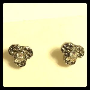 Clover surgical stud earrings for pierced ears